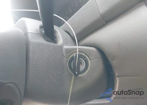 2005 Toyota Camry Le from USA, damaged, VIN 4T1BE30K95U063753